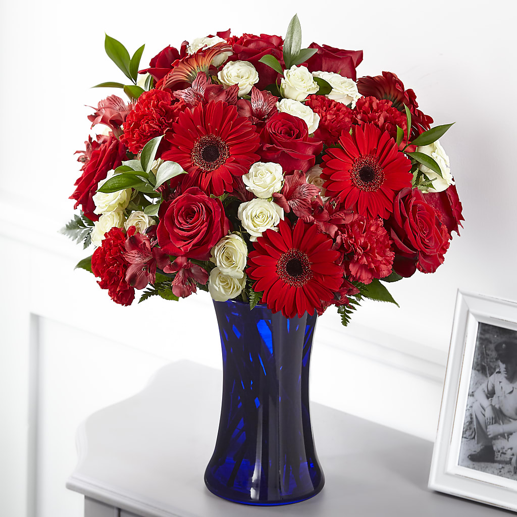 Hearts Embrace Bouquet – A&L FLORAL, Hamilton NJ