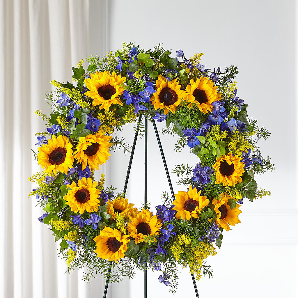 Bright Rays Wreath – A&L FLORAL, Hamilton NJ