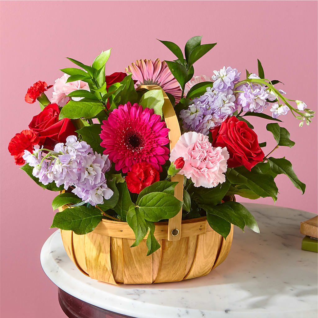 Pink Picnic Basket – A&L FLORAL, Hamilton NJ