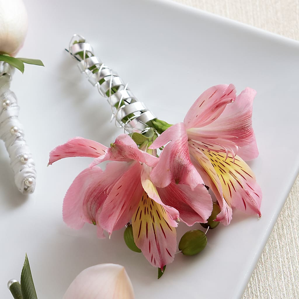Pink Peruvian Lily Boutonniere – A&L FLORAL, Hamilton NJ