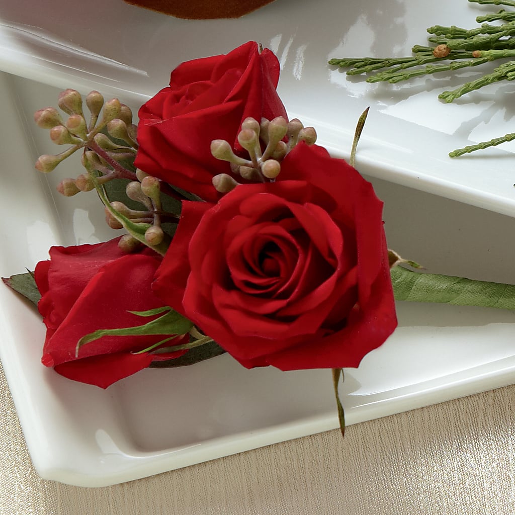 Red Spray Rose Boutonniere – A&L FLORAL, Hamilton NJ