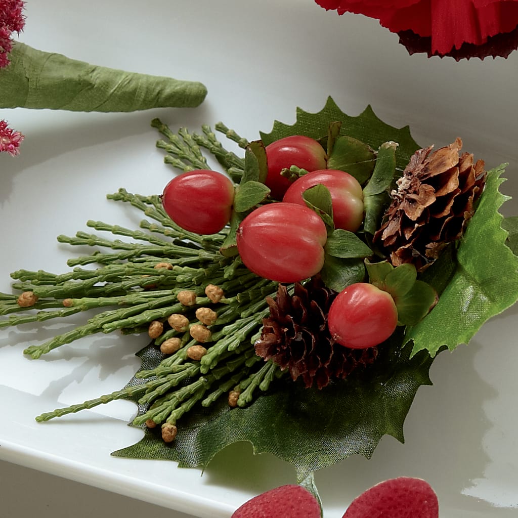 Red Berry Boutonniere – A&L FLORAL, Hamilton NJ