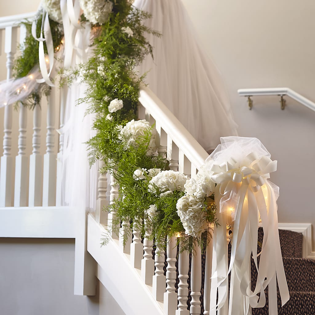 Champagne Dreams Garland – A&L FLORAL, Hamilton NJ