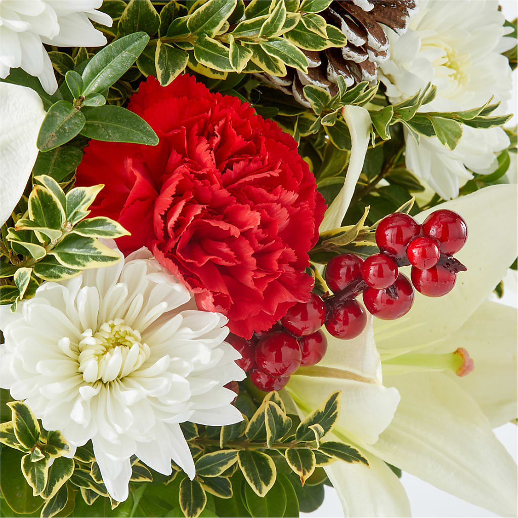 Festive Moments Tree – A&L FLORAL, Hamilton NJ