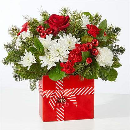 Presents Under the Tree Bouquet – A&L FLORAL, Hamilton NJ