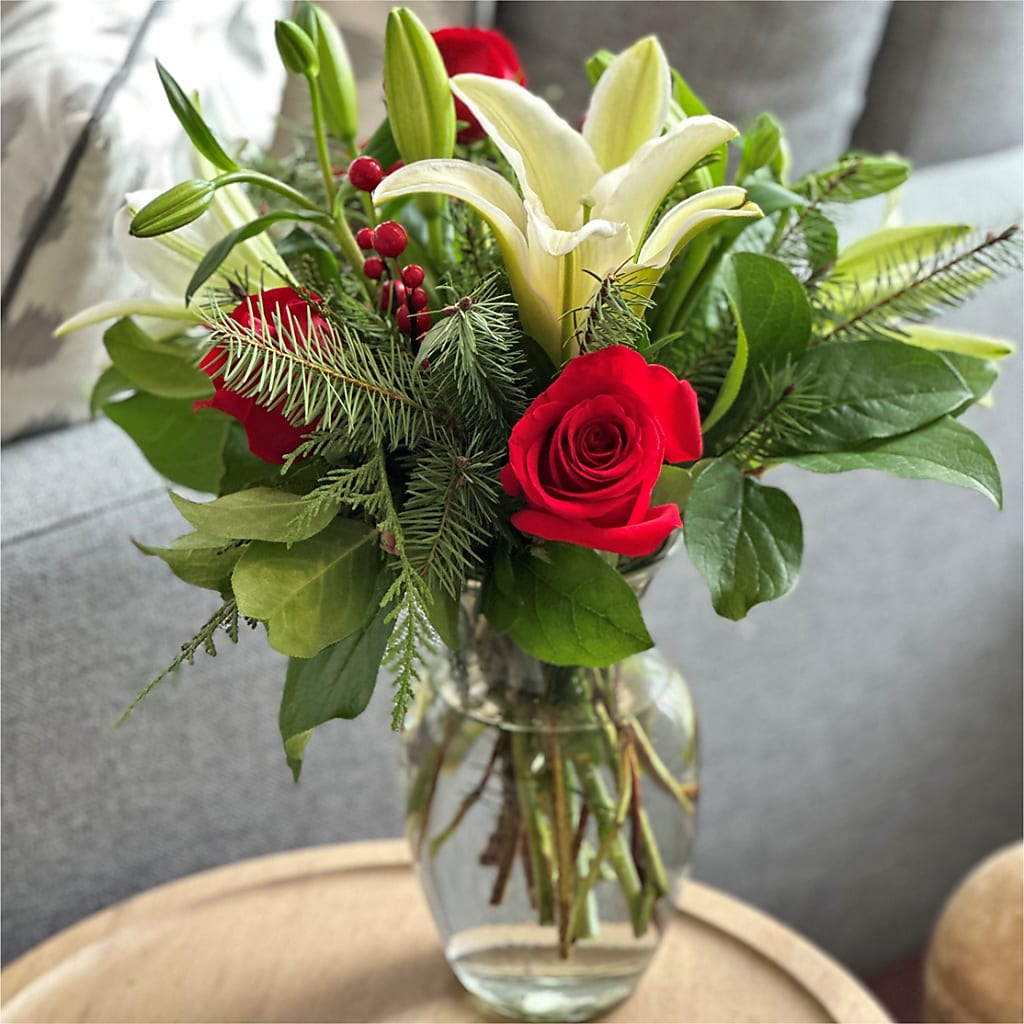 Sparkling Snowflakes Bouquet – A&L FLORAL, Hamilton NJ