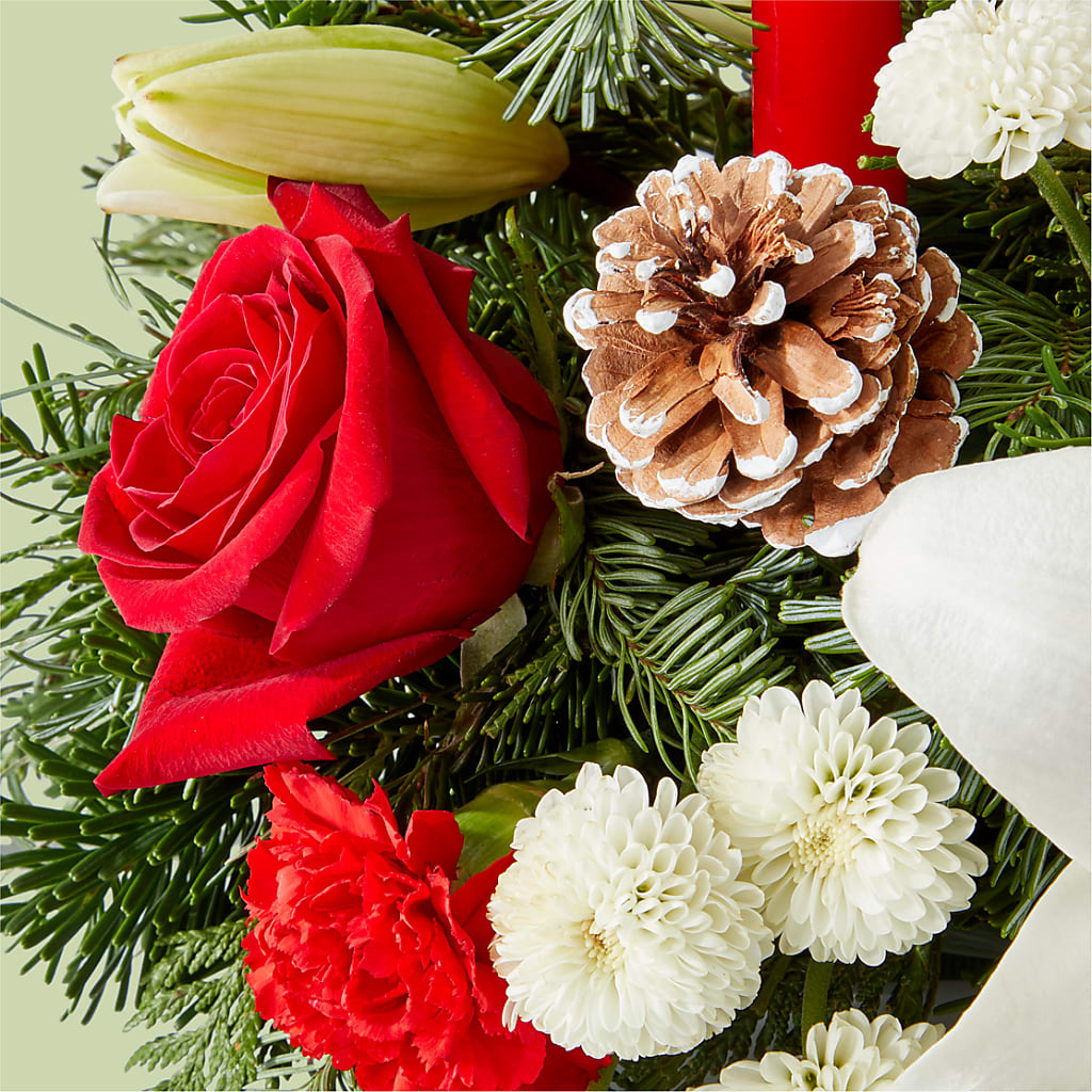 Seasonal Festivities Centerpiece – A&L FLORAL, Hamilton NJ
