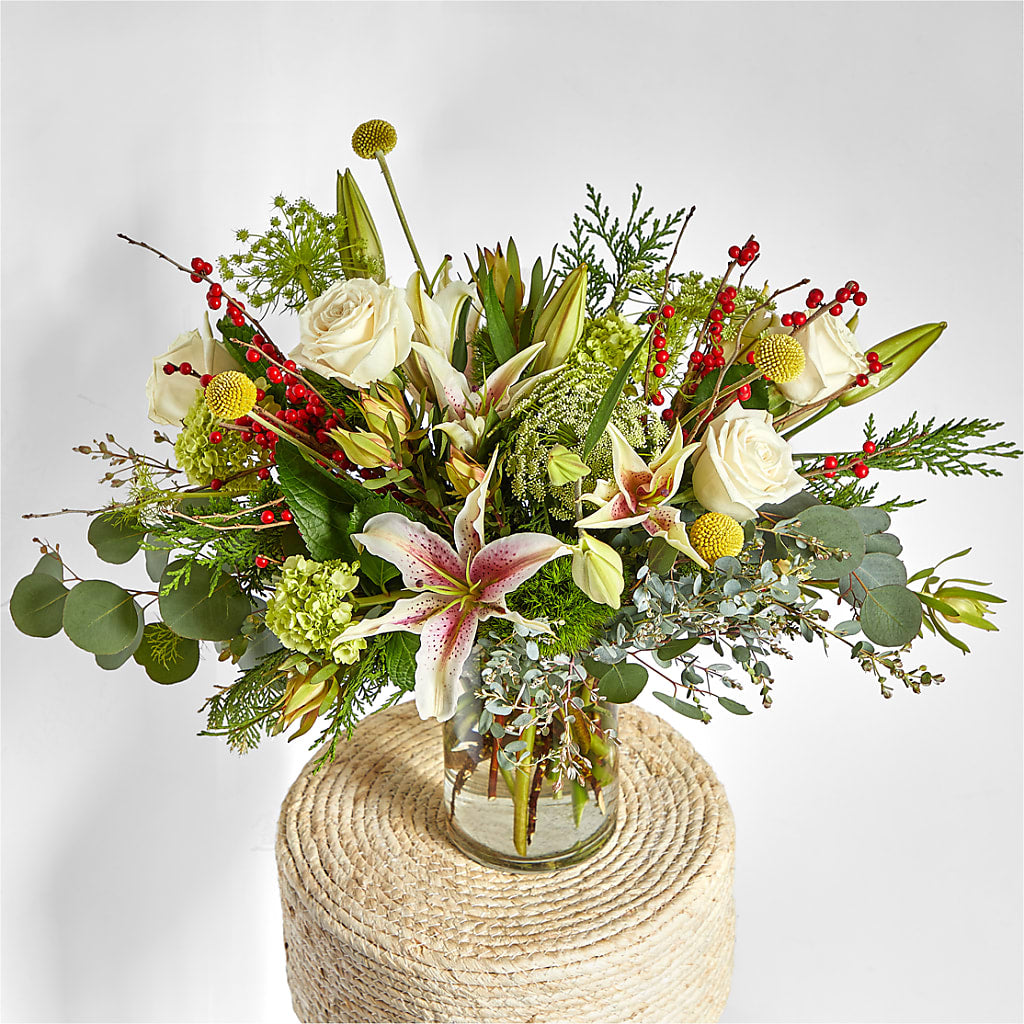 Berry & Bright Bouquet – A&L FLORAL, Hamilton NJ